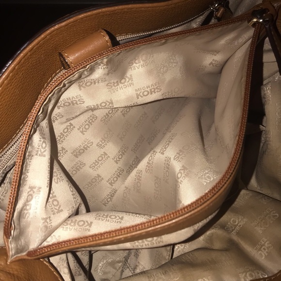 Michael Kors Hamilton Satchel - Picture 5 of 5